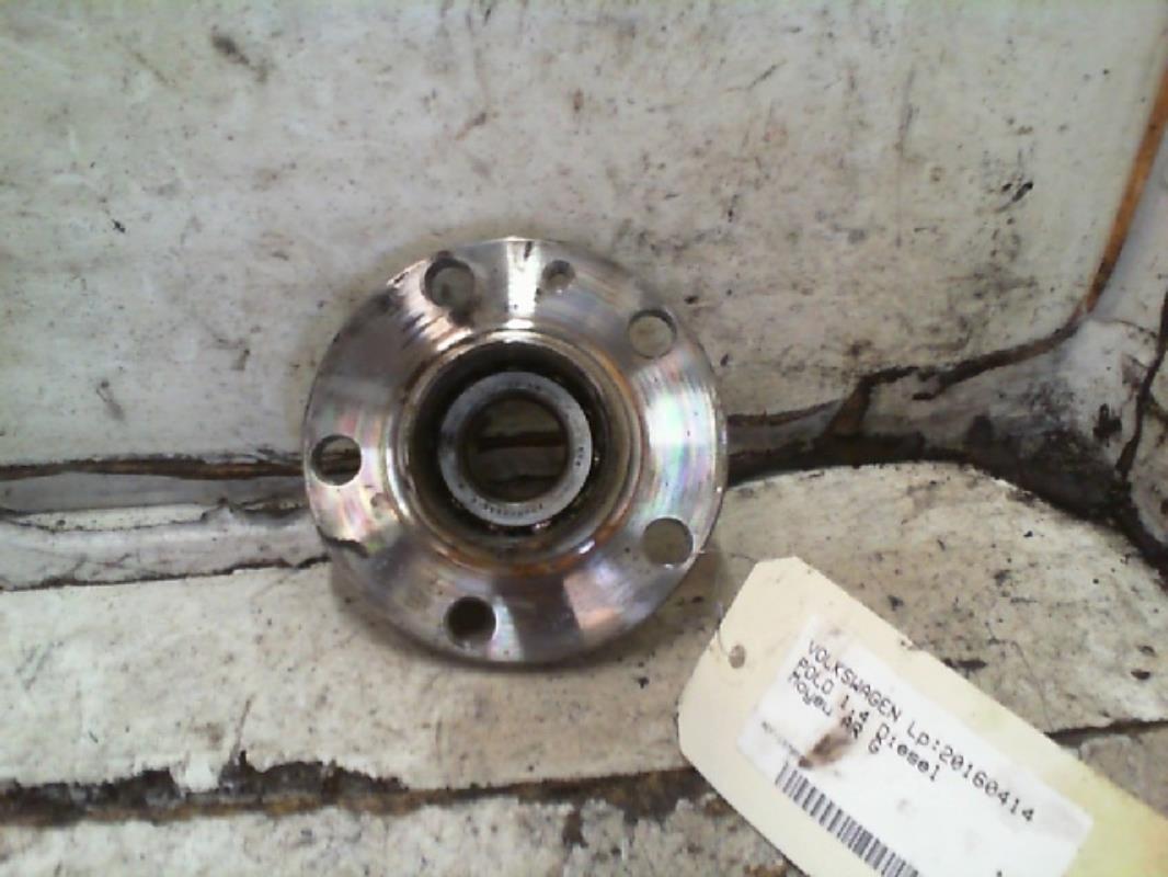 Mozzo posteriore sinistro VOLKSWAGEN POLO 5 PHASE 2 Diésel - 1
