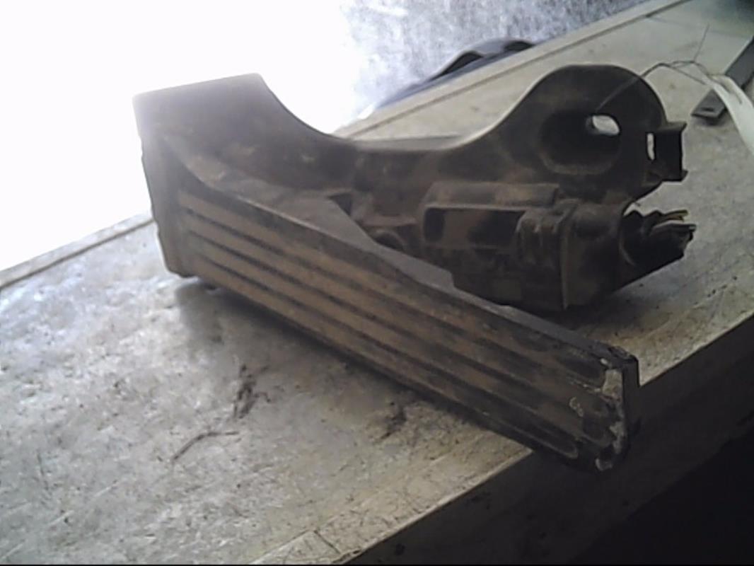 Potenziometro pedale acceleratore VOLKSWAGEN CADDY 3 Diésel - 1