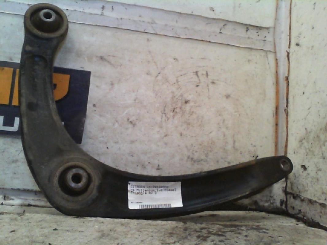 Triangle avant droit CITROEN C4 1 PHASE 2 Diesel - 1