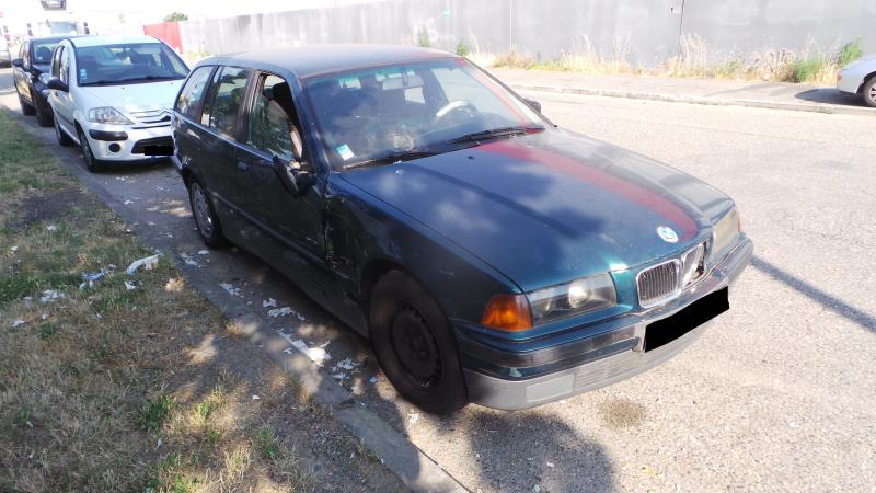Image Feu arriere principal droit (feux) - BMW SERIE 3 E36