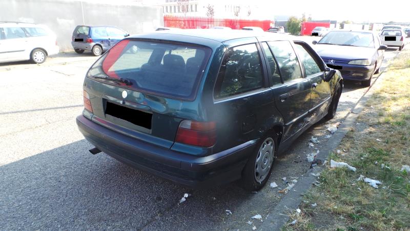 Image Feu arriere principal droit (feux) - BMW SERIE 3 E36