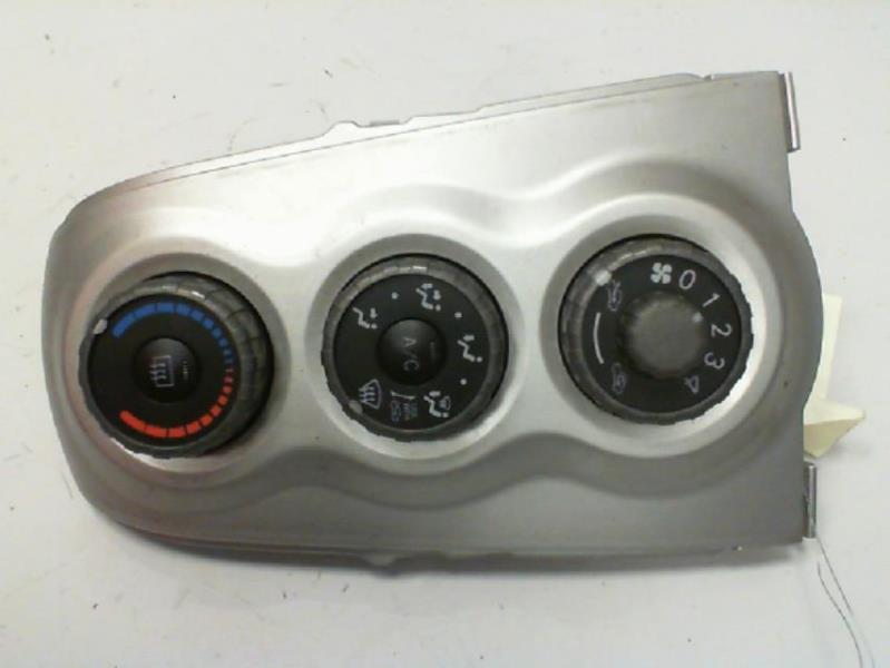 Commande chauffage TOYOTA YARIS 2 PHASE 1 Diesel - 1