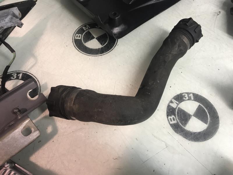 Durite BMW X5 E53  - 1