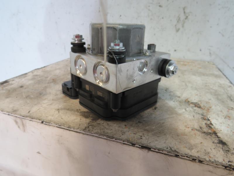 Blocco ABS (antibloccaggio freni) RENAULT CLIO 4 PHASE 2 Diésel - 1