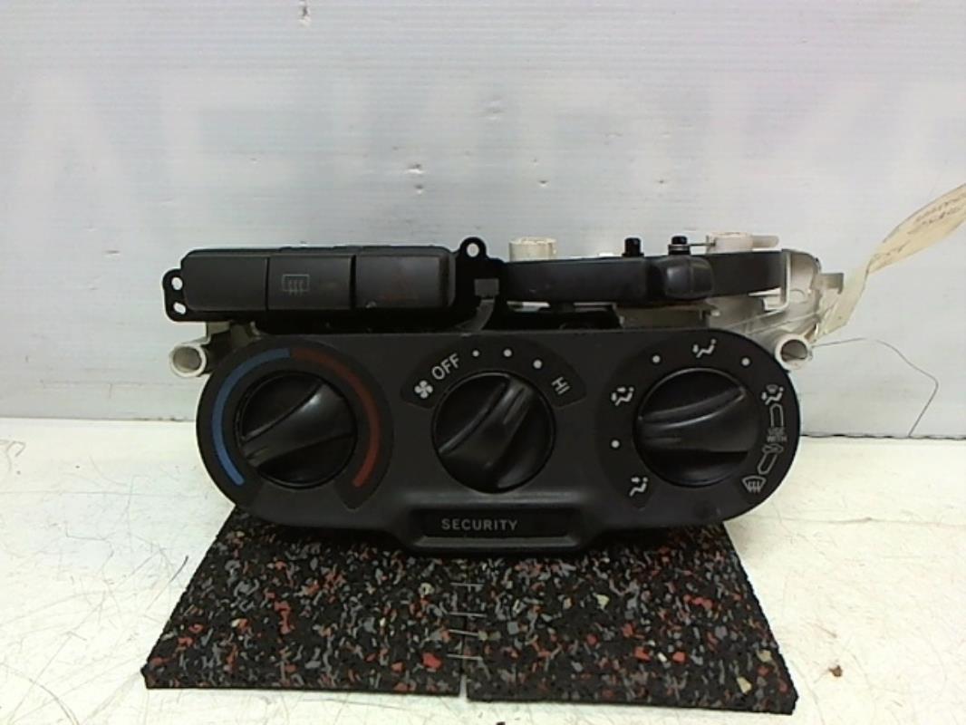 Commande chauffage TOYOTA YARIS 1 PHASE 2 Essence - 1