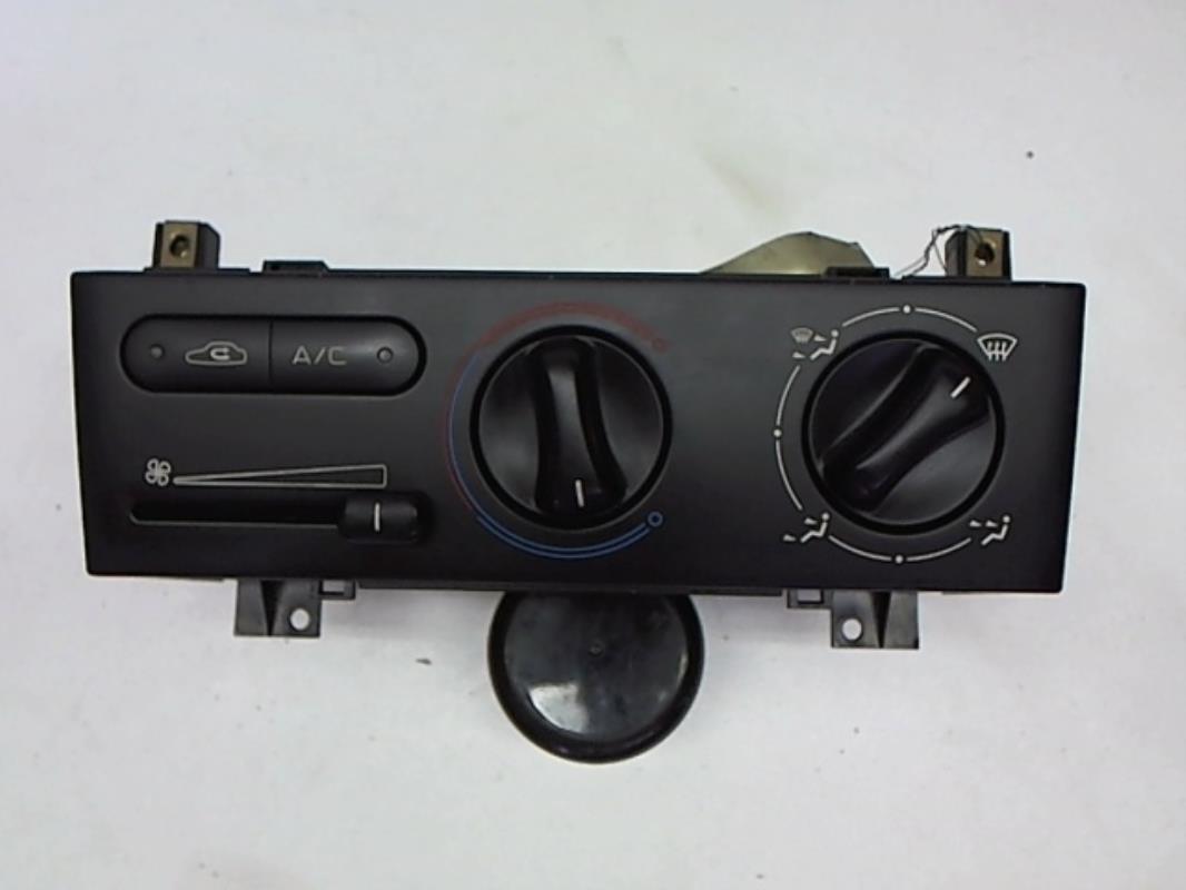 Commande chauffage PEUGEOT 406 COUPE Essence - 1