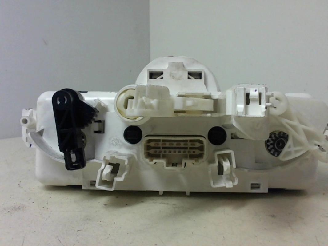 Commande chauffage RENAULT MODUS  - 1