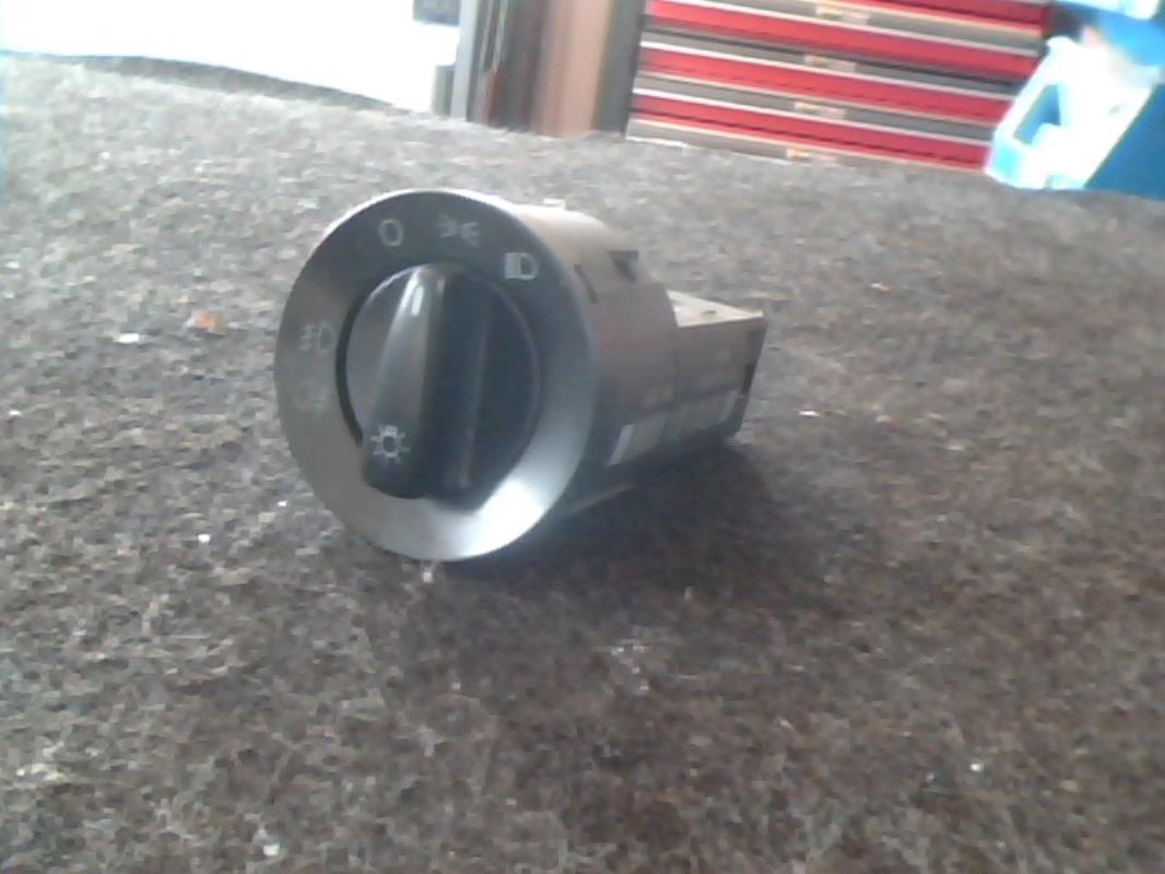 Commande de phare VOLKSWAGEN GOLF 4 Diesel - 1