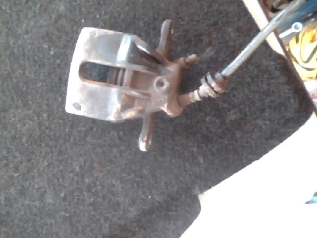 Pinza freni anteriore destra RENAULT CLIO 3 PHASE 2 Diésel - 1