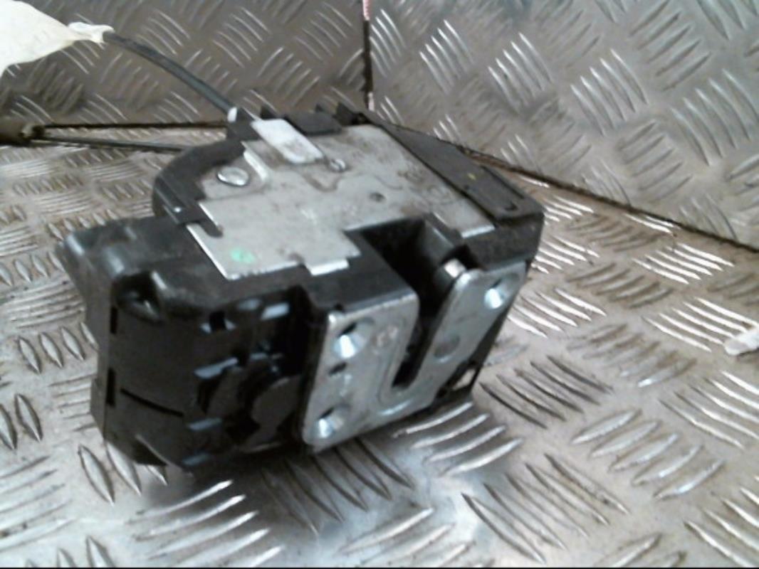 Chiusura centralizzata anteriore destra NISSAN MICRA 3 PHASE 1 Diésel - 1
