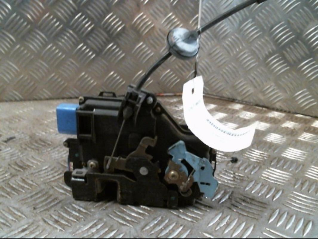 Chiusura centralizzata anteriore destra VOLKSWAGEN CADDY 3 Diésel - 1