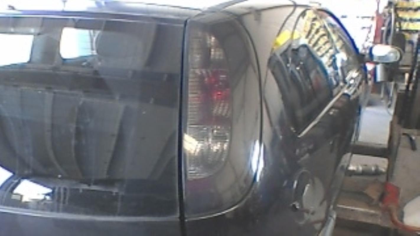 Fanale posteriore principale destro (luci) OPEL CORSA C PHASE 2 Diésel - 1