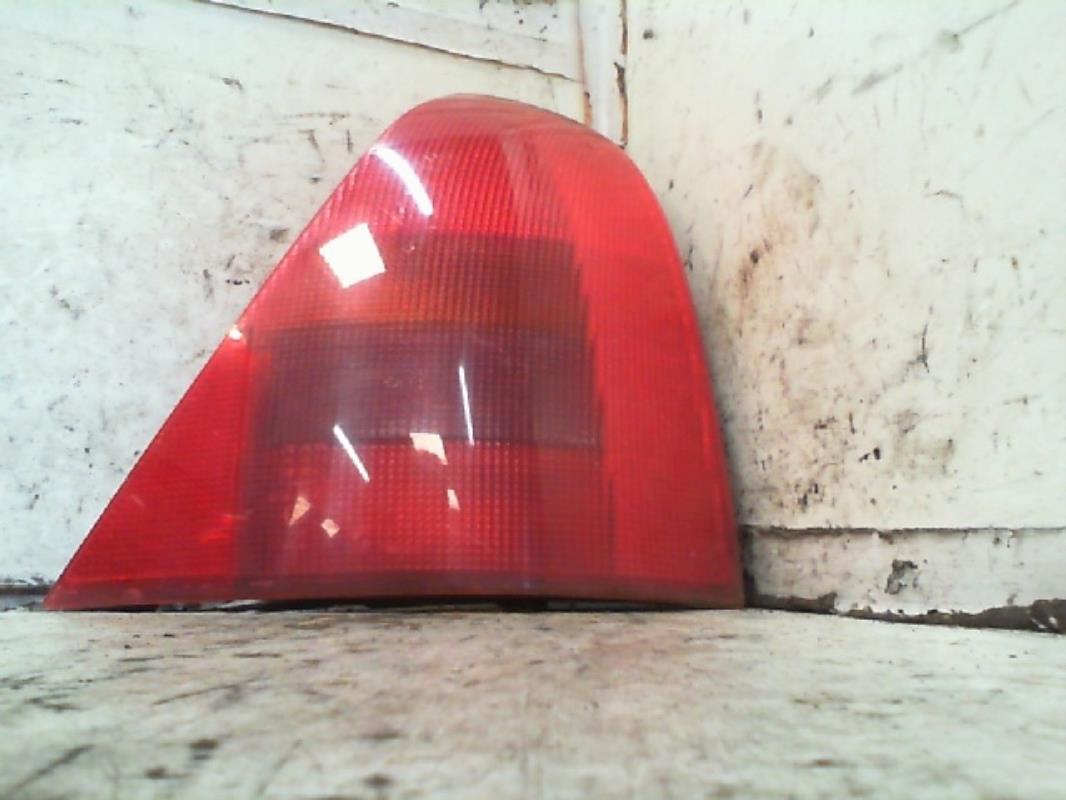 Fanale posteriore principale destro (luci) RENAULT CLIO 2 PHASE 1 Gasolina - 1