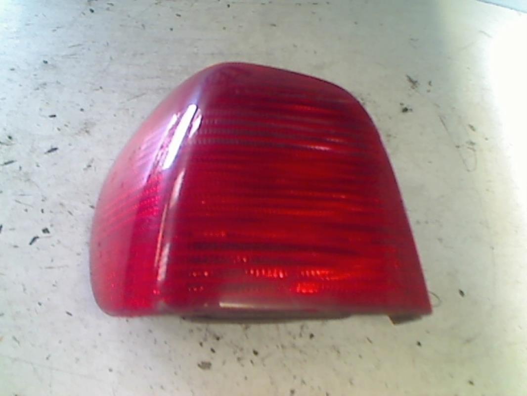 Fanale posteriore principale sinistro (luci) VOLKSWAGEN POLO 3 PHASE 2 Gasolina - 1