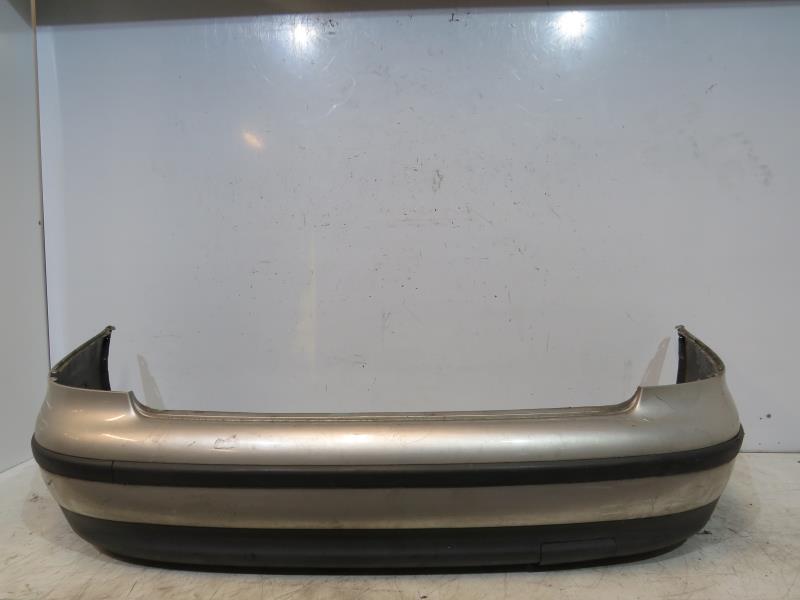 Pare choc arriere SEAT TOLEDO 2 Diesel - 1