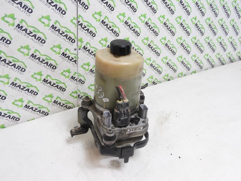 Pompe de direction FORD FOCUS 2 PHASE 1 BREAK Diesel - 1