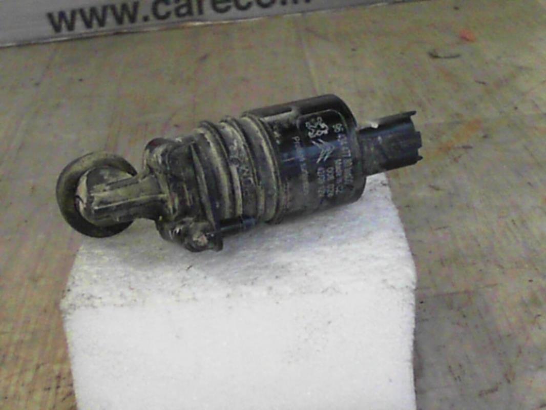 Pompe lave glace avant CITROEN C5 2 Diesel - 1