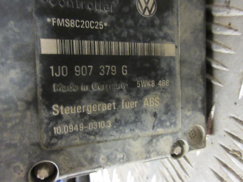 Bloc ABS (freins anti-blocage) VOLKSWAGEN GOLF 4 Diesel - 1