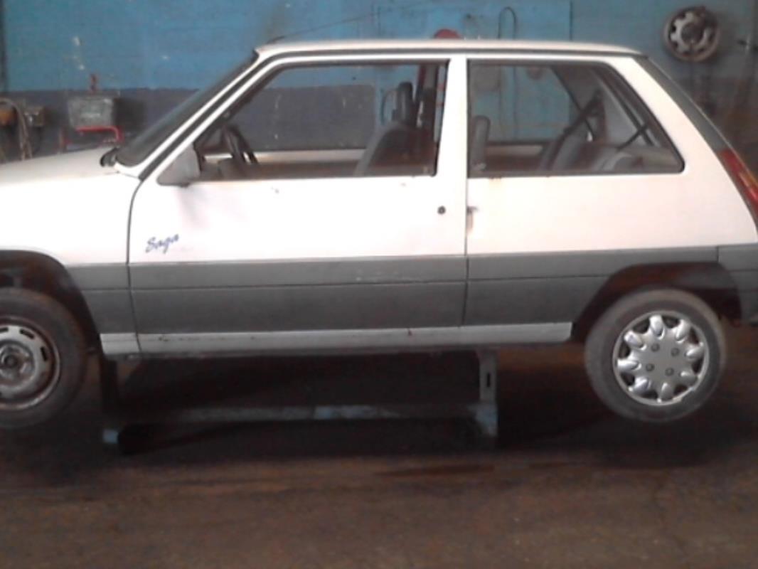 Commodo phare RENAULT SUPER 5 Essence - 1
