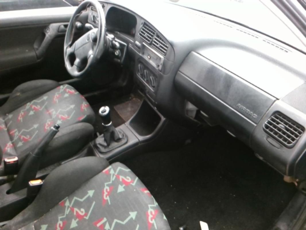 Image Feu arriere principal gauche (feux) - VOLKSWAGEN GOLF 3