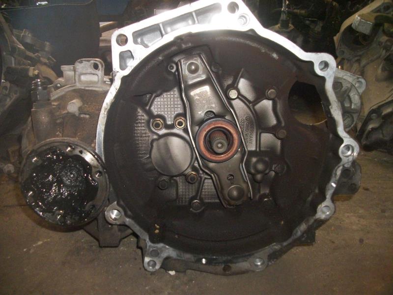 Boite de vitesses VOLKSWAGEN GOLF 4 Diesel - 1