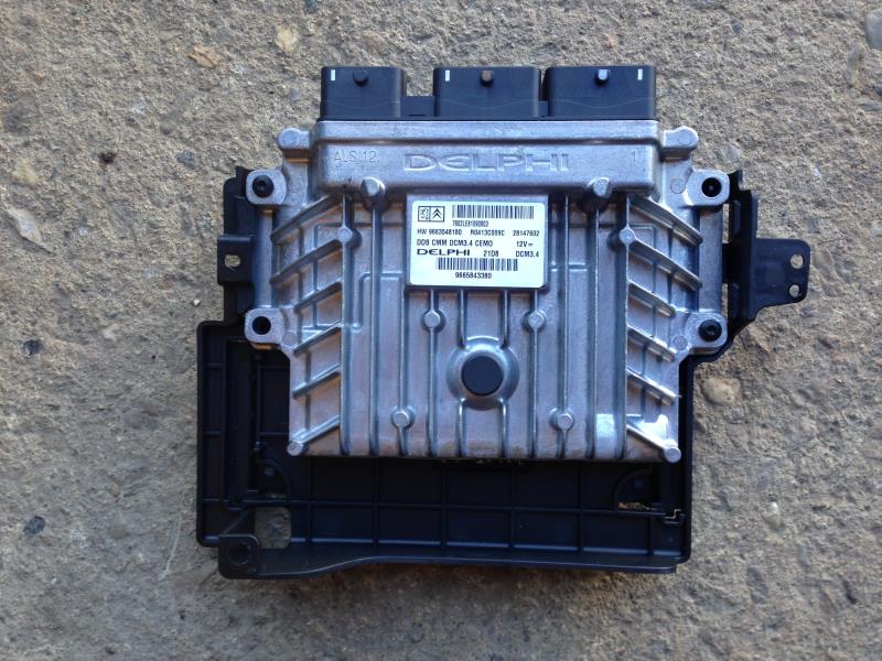 Calculateur CITROEN C5 2 Diesel - 1