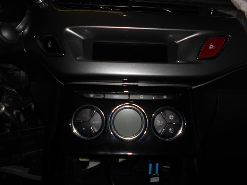 Commande chauffage CITROEN C3 2 PHASE 1 Diesel - 1