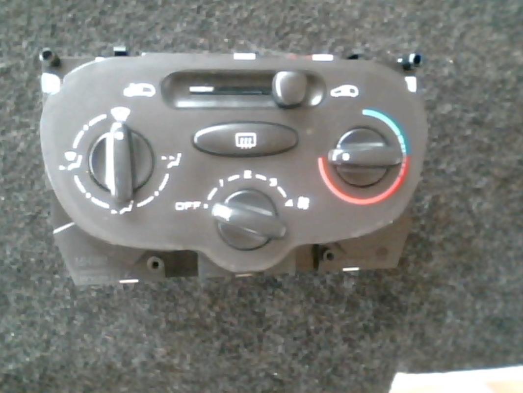 Commande chauffage PEUGEOT 206 PHASE 1 Diesel - 1