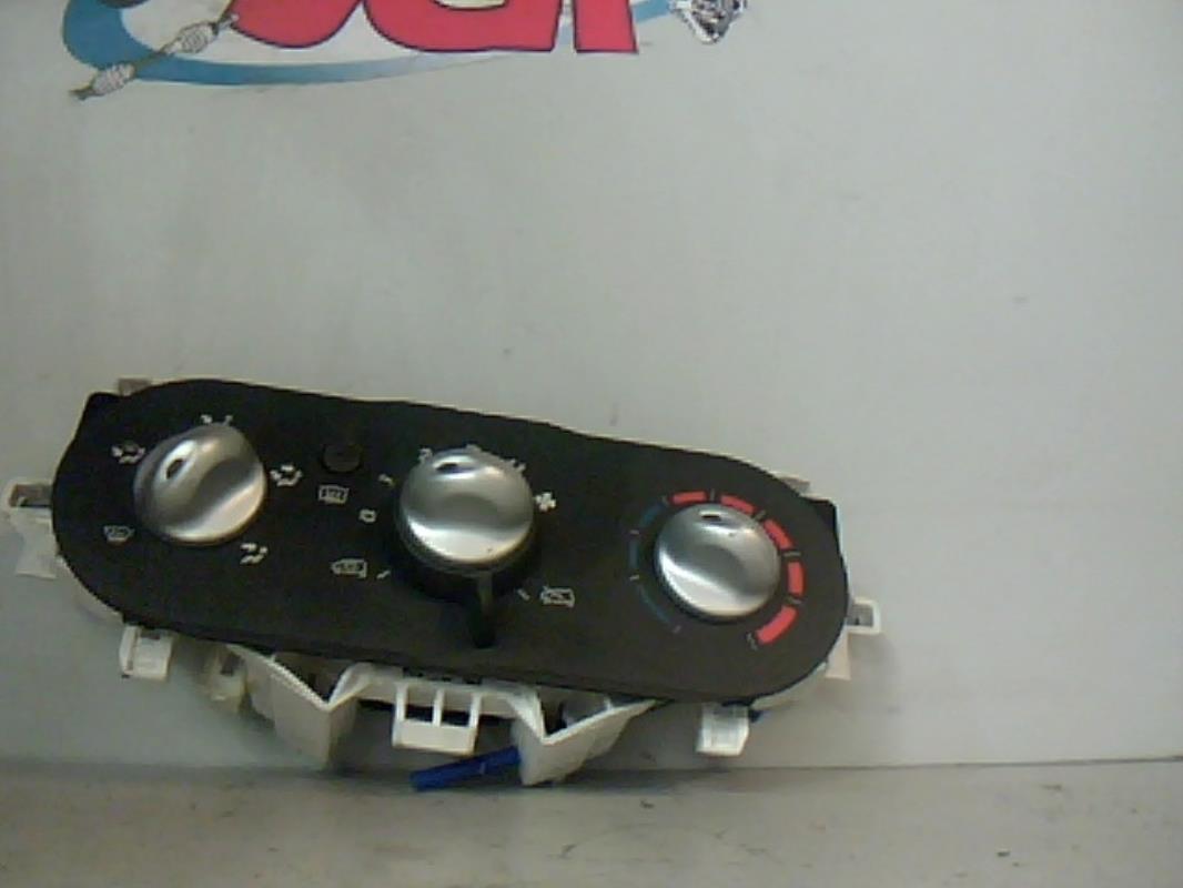 Commande chauffage RENAULT TWINGO 2 PHASE 1 Essence - 1