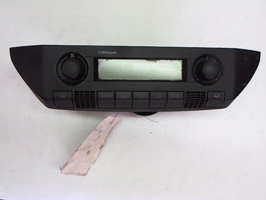 Commande chauffage VOLKSWAGEN POLO 4 PHASE 2 Essence - 1