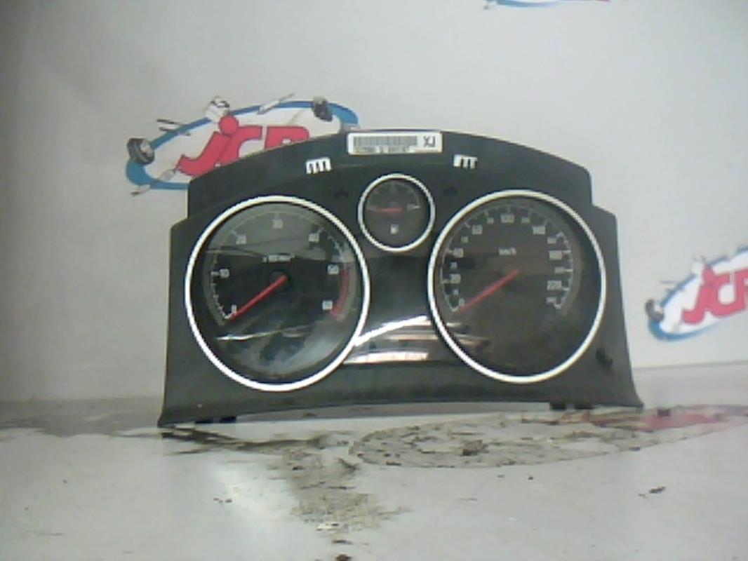 Compteur OPEL ZAFIRA B PHASE 1 Diesel - 1