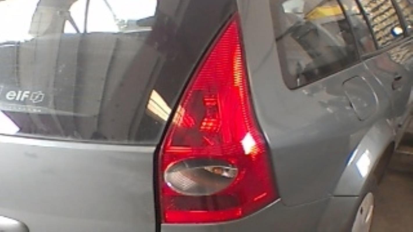 Fanale posteriore principale destro (luci) RENAULT MEGANE 2 PHASE 1 BREAK Diésel - 1