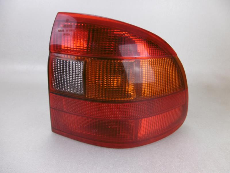 Fanale posteriore principale destro (luci) OPEL ASTRA (F)  - 1