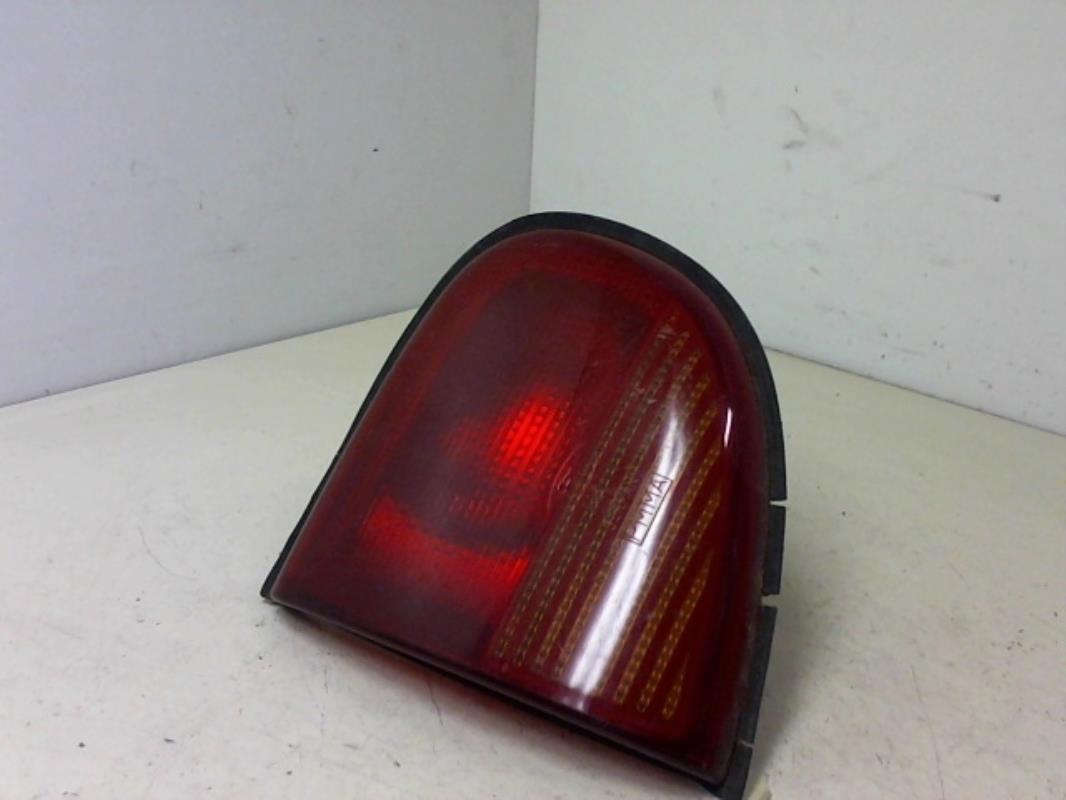Feu arriere secondaire gauche (feux) FORD ESCORT 6 Diesel - 1