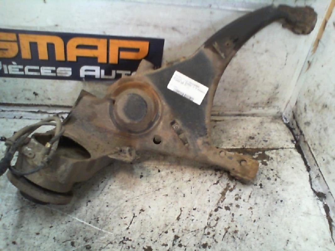 Fusee arriere droit RENAULT SCENIC 1 PHASE 2 Essence - 1