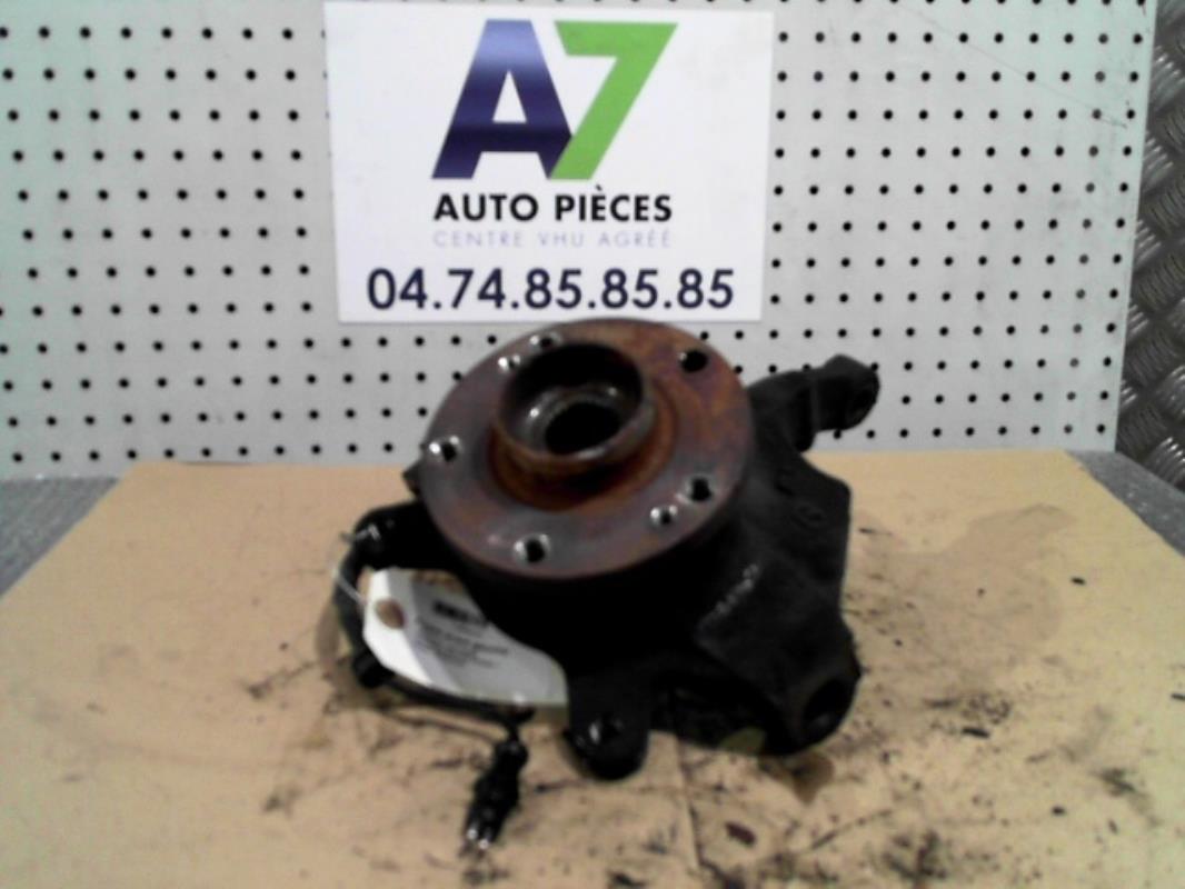 Fusee avant gauche RENAULT LAGUNA 2 PHASE 1 BREAK Diesel - 1