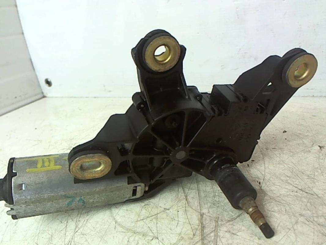 Image Moteur essuie glace arriere - VOLKSWAGEN POLO 3