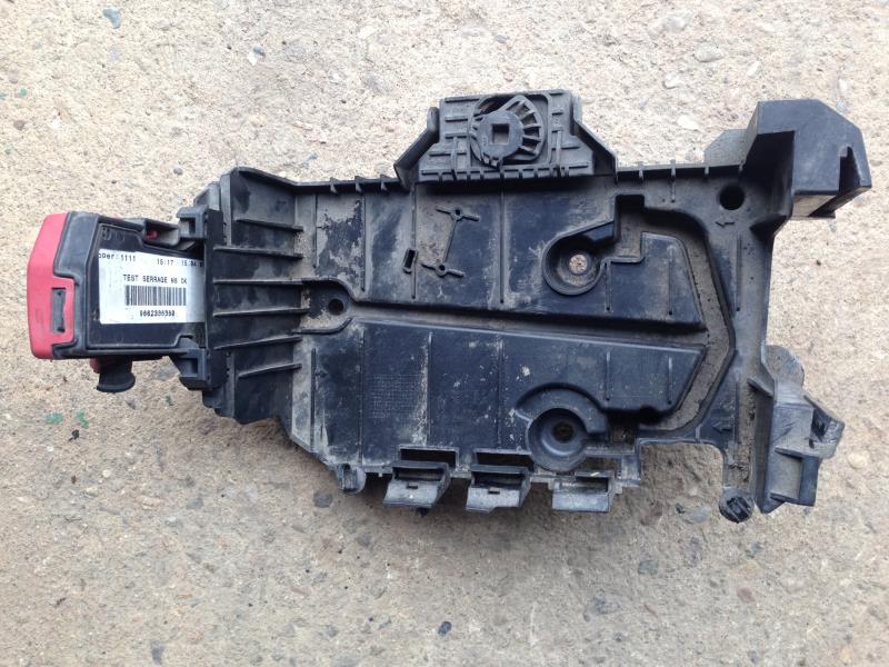 Coffre à batterie CITROEN C5 2 Diesel - 1