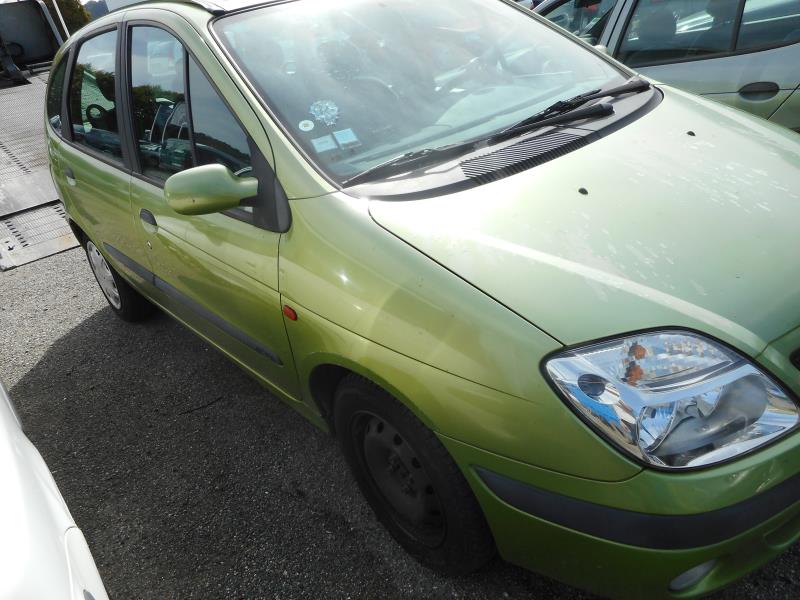 Image Pare choc avant - RENAULT SCENIC 1
