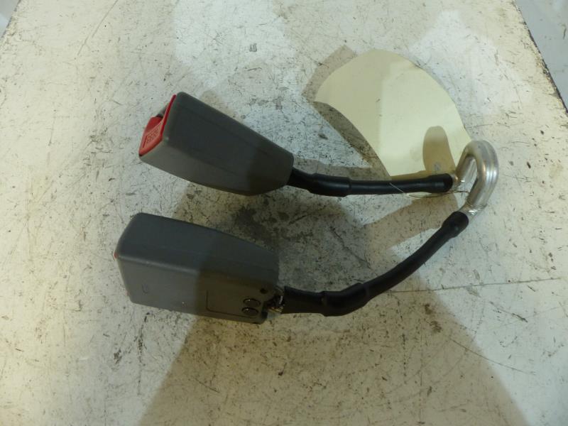 Aggancio cintura sicurezza posteriore sinistro CITROEN C5 1 PHASE 1 Gasolina - 1