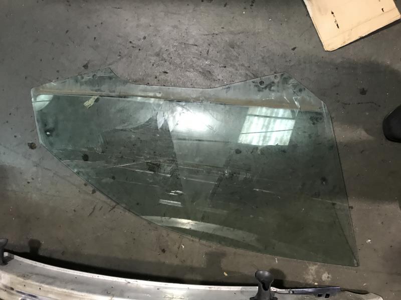 Vitre avant droit BMW SERIE 3 E46 COMPACT PHASE 1  - 1