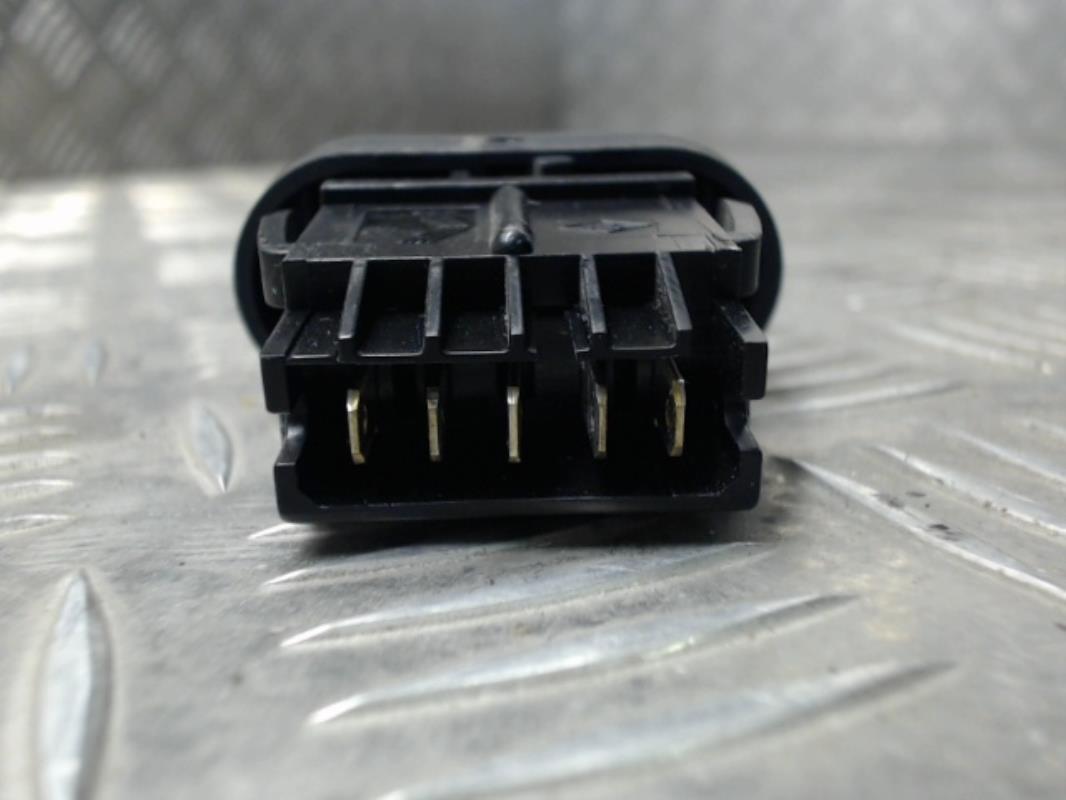 Commande de fermeture centralisee DACIA SANDERO 1 Essence - 1