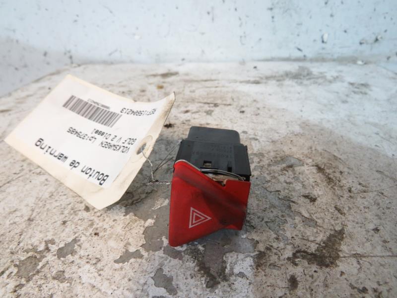 Bouton de warning VOLKSWAGEN GOLF 5 Diesel - 1
