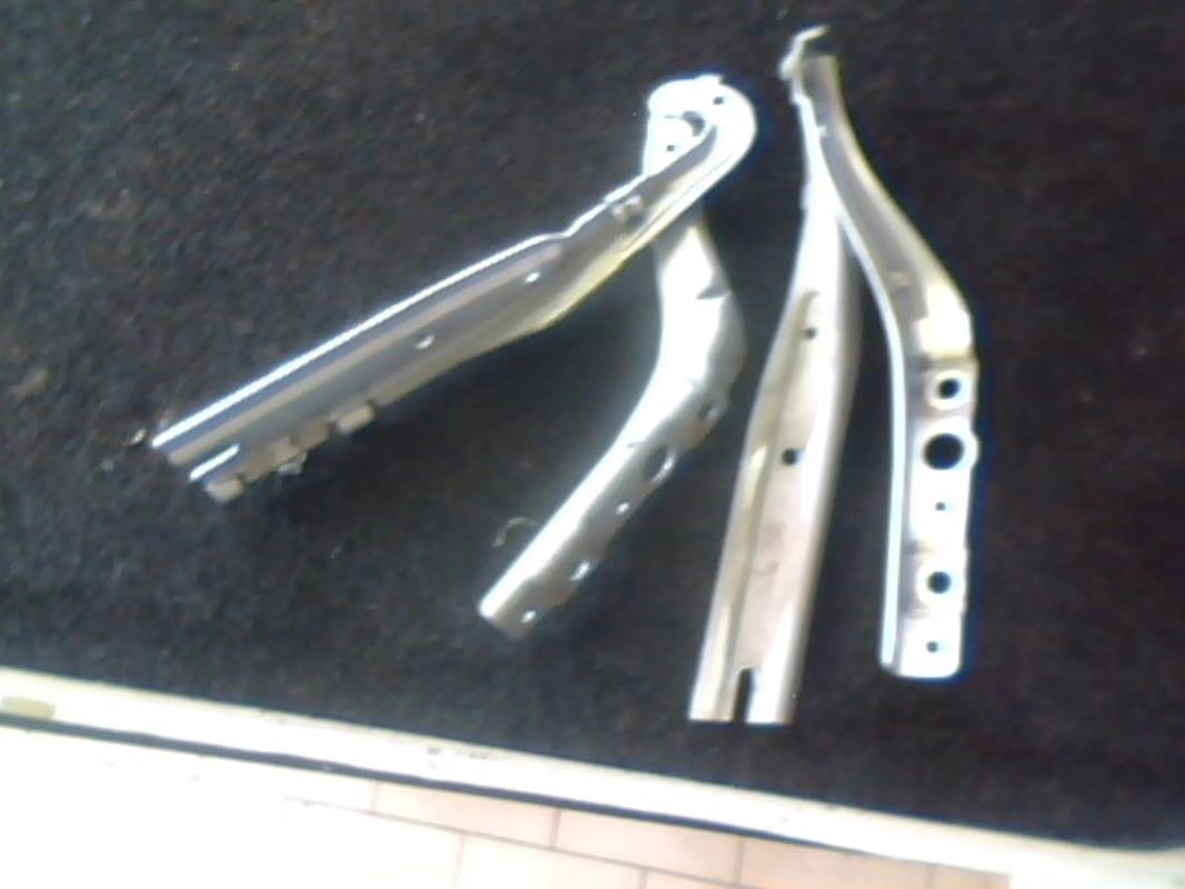 Charniere de capot PEUGEOT 407 PHASE 1 Diesel - 1