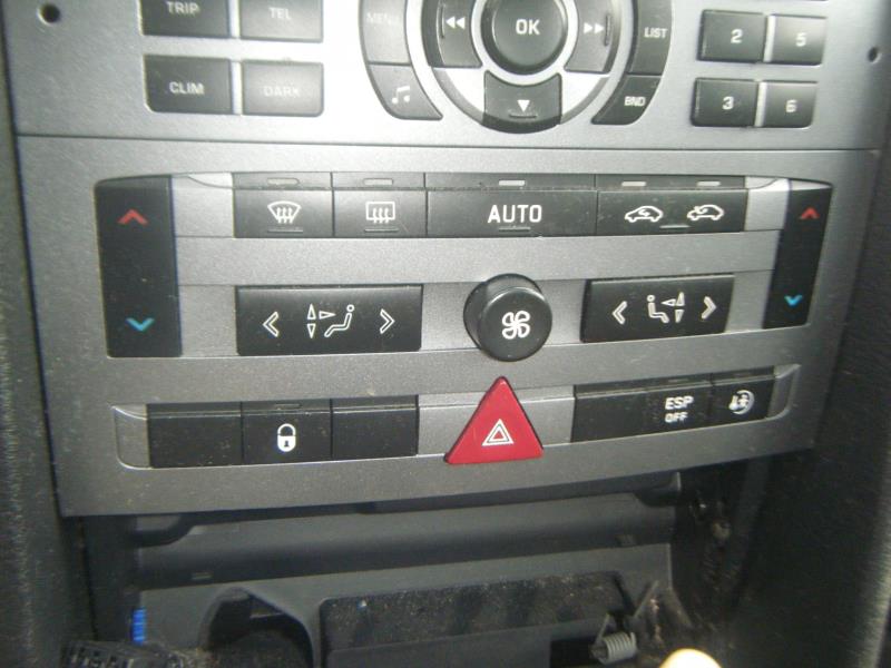 Commande chauffage PEUGEOT 407 PHASE 1 BREAK Diesel - 1