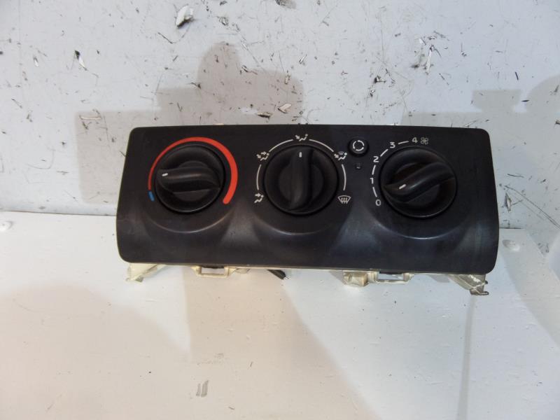 Commande chauffage RENAULT CLIO 2 PHASE 2 Diesel - 1