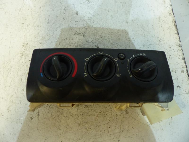 Commande chauffage RENAULT CLIO 2 PHASE 2 Diesel - 1