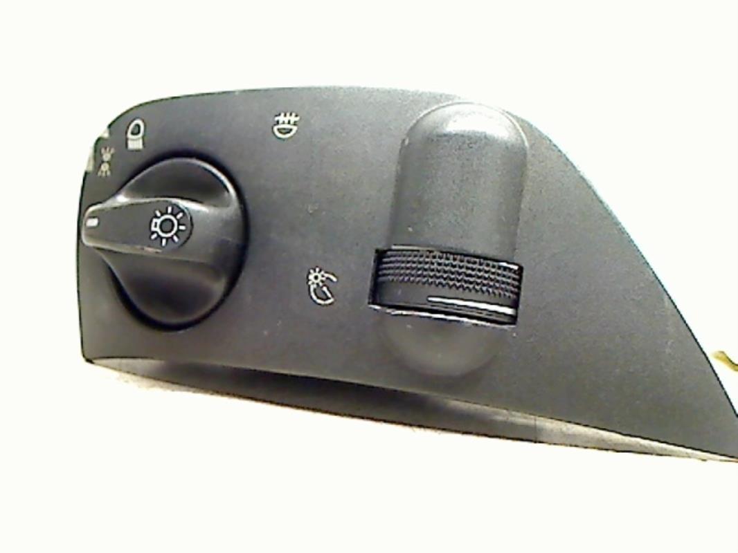 Commande de phare VOLKSWAGEN POLO 3 PHASE 1 Essence - 1