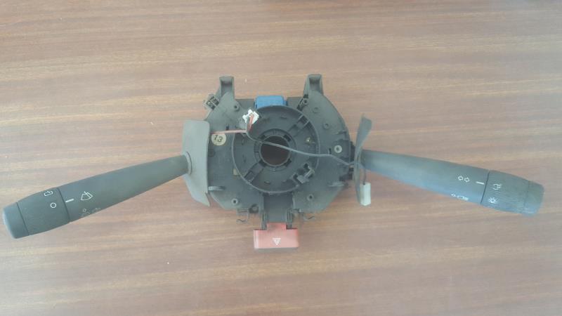 Commodo FIAT PUNTO 2  - 1
