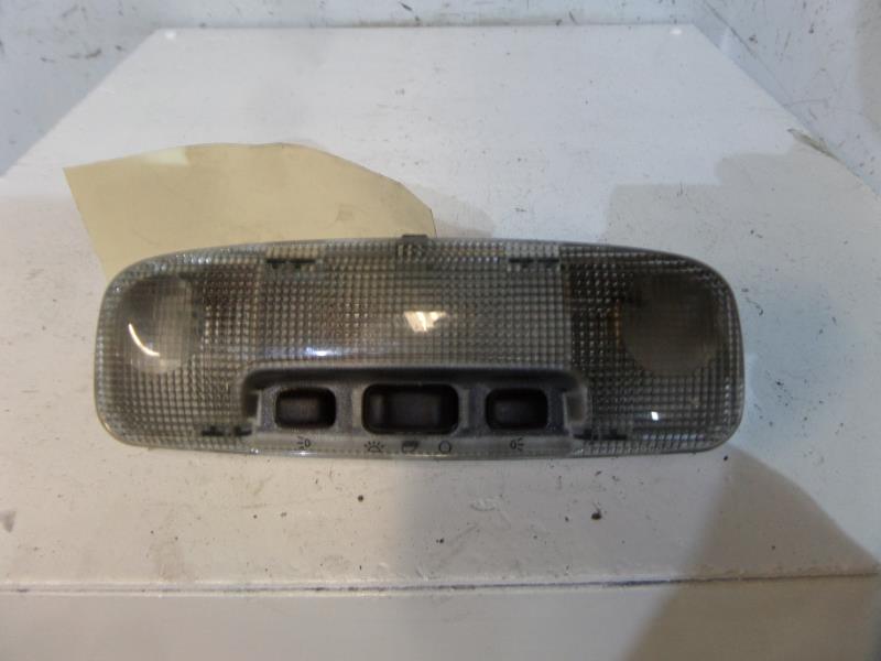 Eclairage de plafonnier FORD FOCUS 2 PHASE 1 Diesel - 1